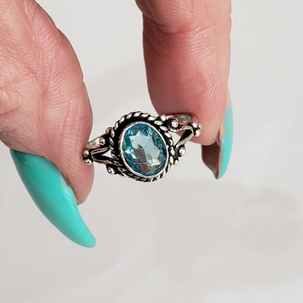 Blue topaz ring, 925 silver blue topaz ring, 925 blue topaz vintage ring - Picture 10 of 14